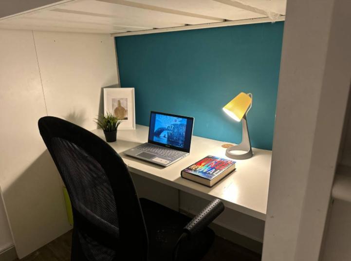 Loft In Al Barsha 1 Near Moe Metro Privatunterkunft