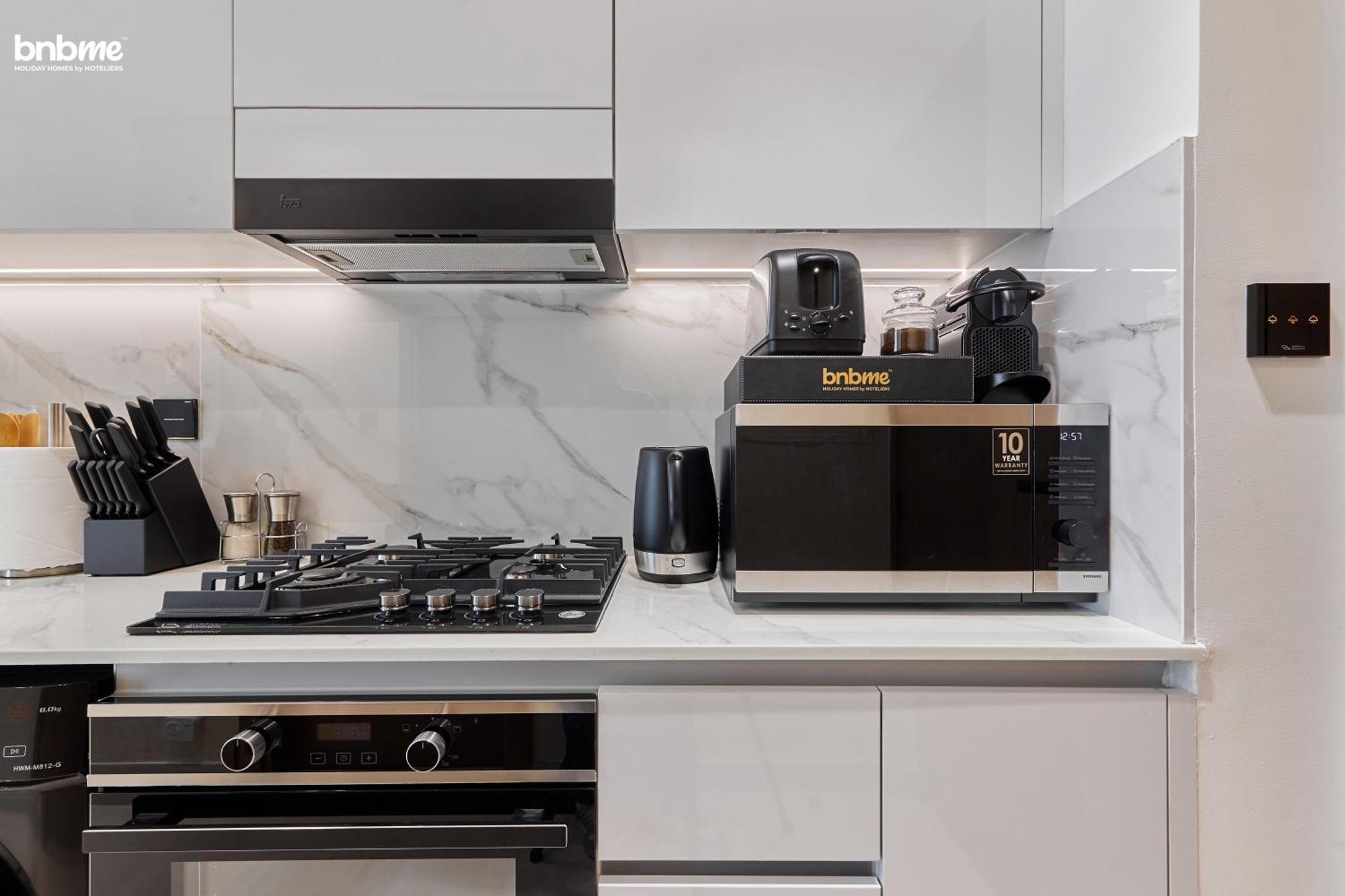 Bnbmehomes - Binghatti Lavender Apartment *