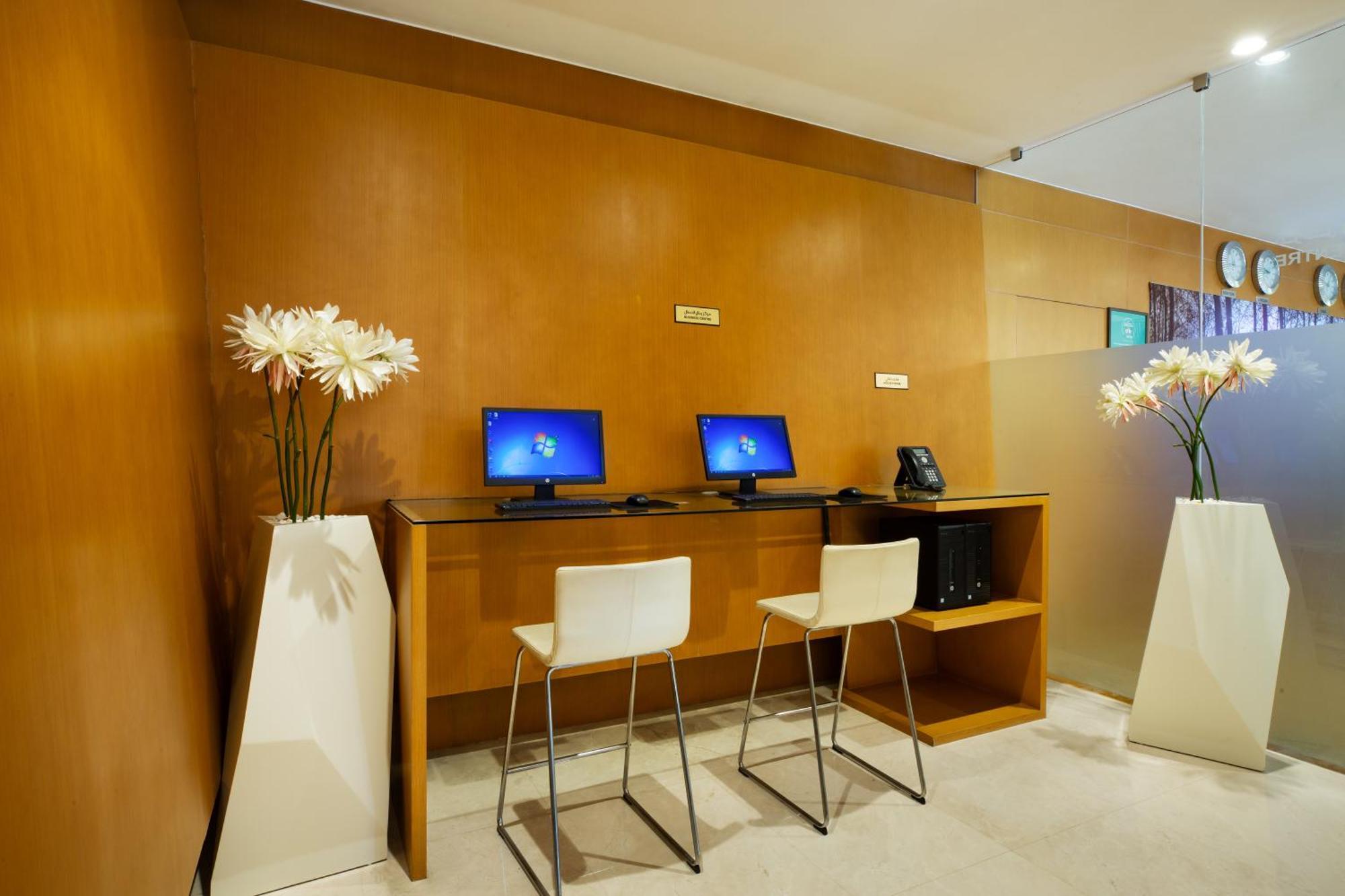 Royal Continental Hotel 4*