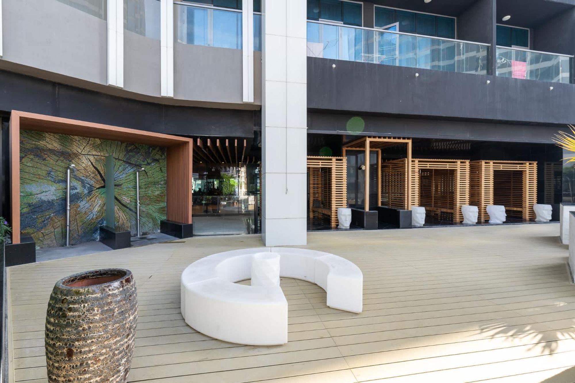 Charming Perfect For 2 In Business Bay
