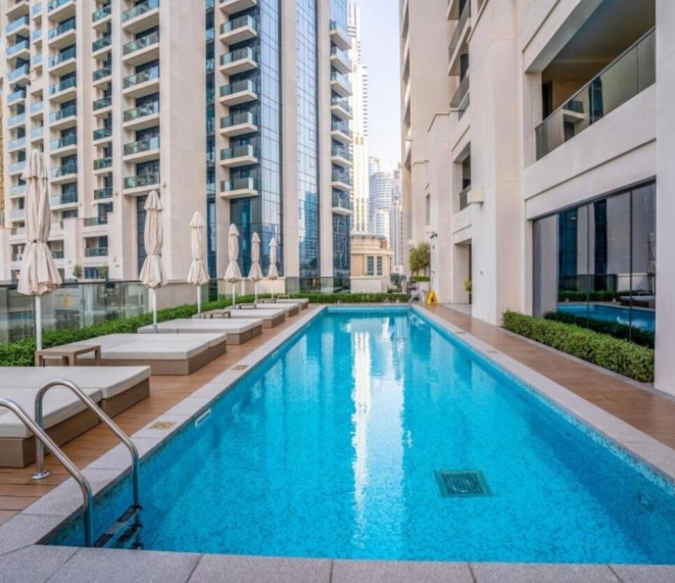 Luxury Act One Act Two 7 Min Walk To Burj Khalifa & Mall * Dubai