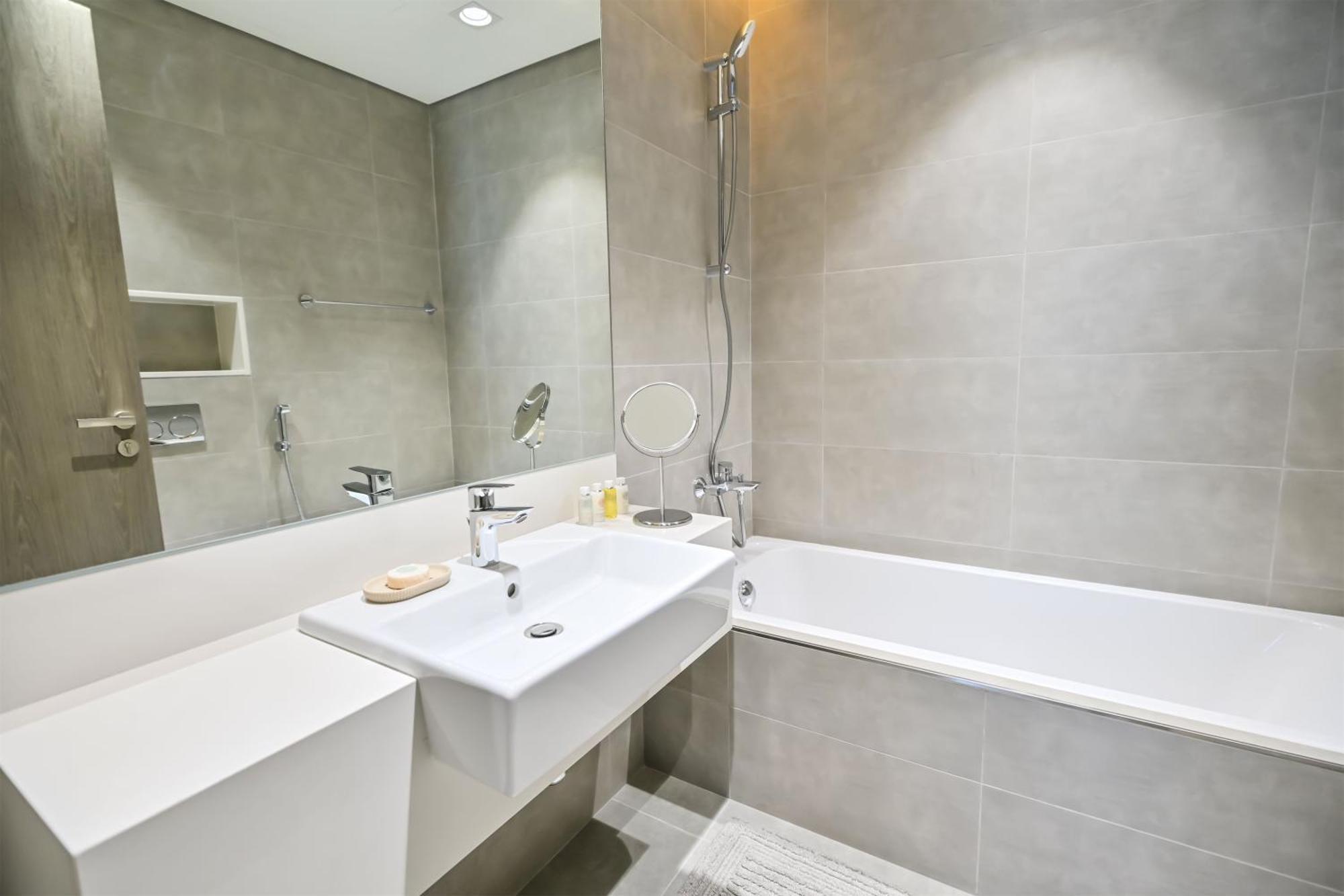 Family-friendly 1 Bedroom In District One Meydan