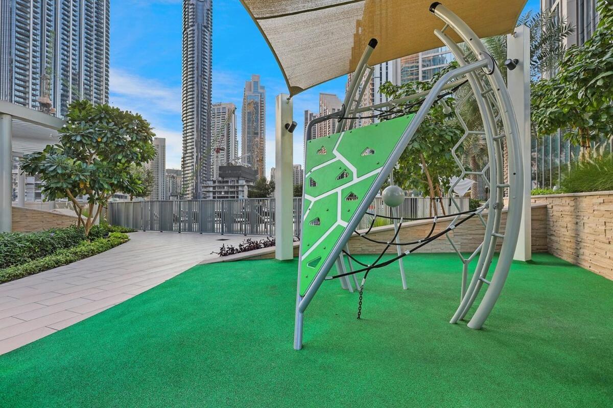 First Class 3br Burj Khalifa & Fountain View Apartment *