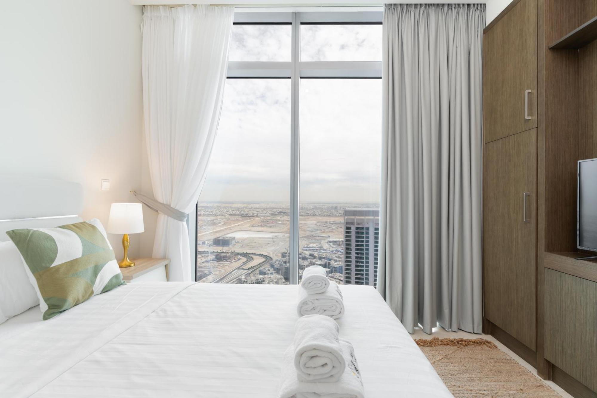 Spacious & Amazing 3 Bedroom Penthouse Burj Khalifa View *