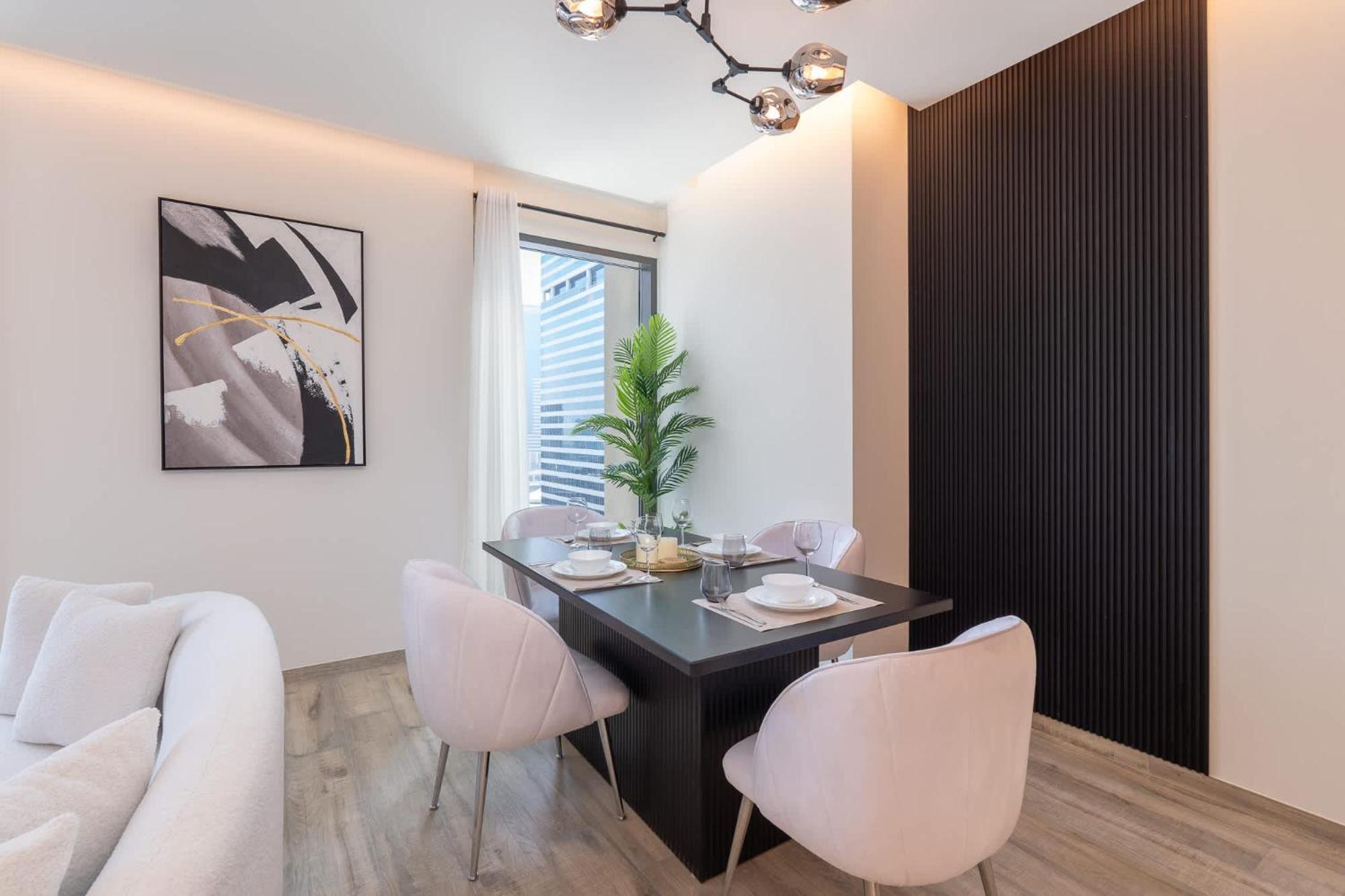 Elegant 1-bedroom For 2 Near To Burj Khalifa Apartment *
