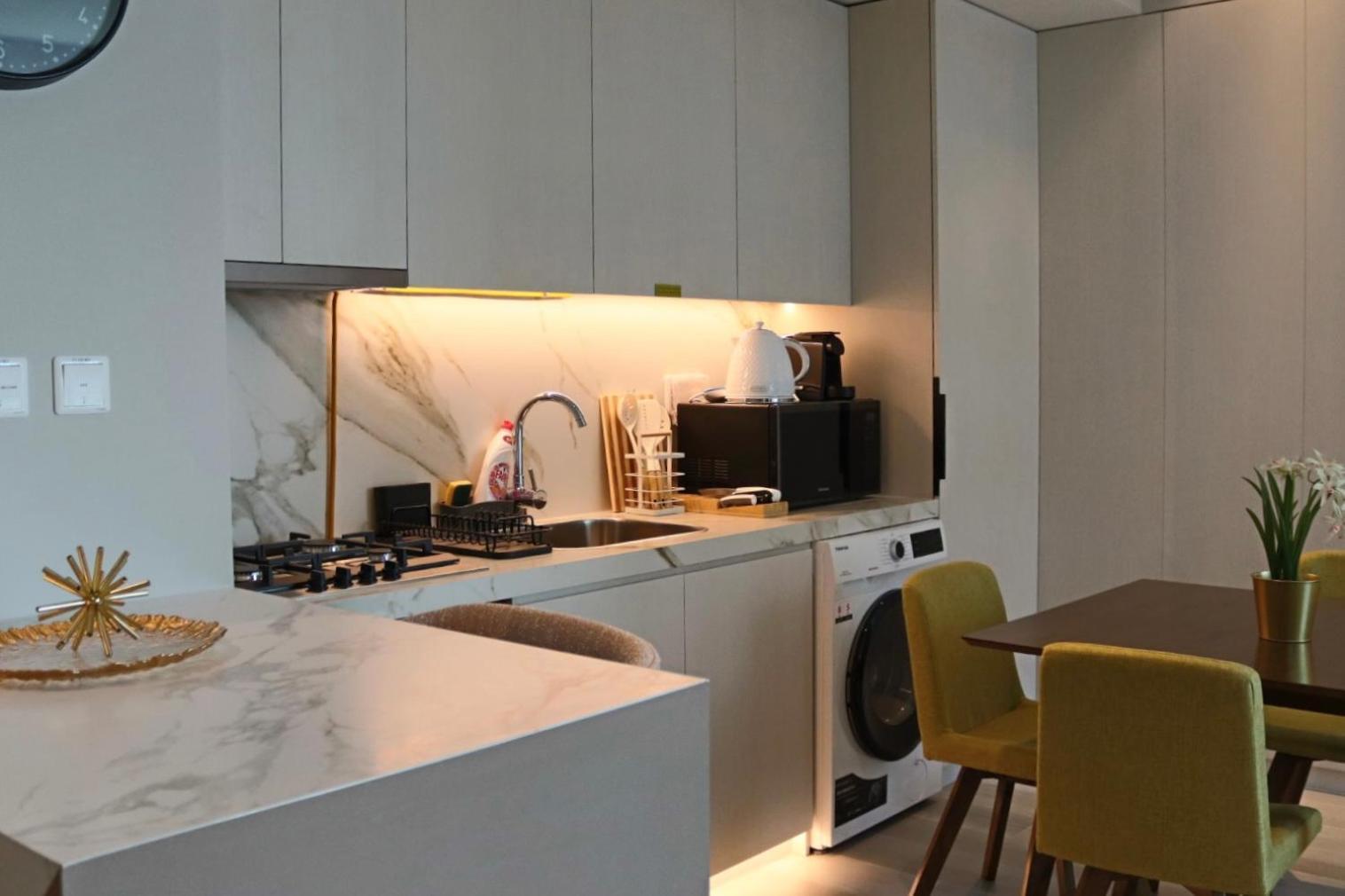 Casa Royale Vacation - Marina Apartment Dubai