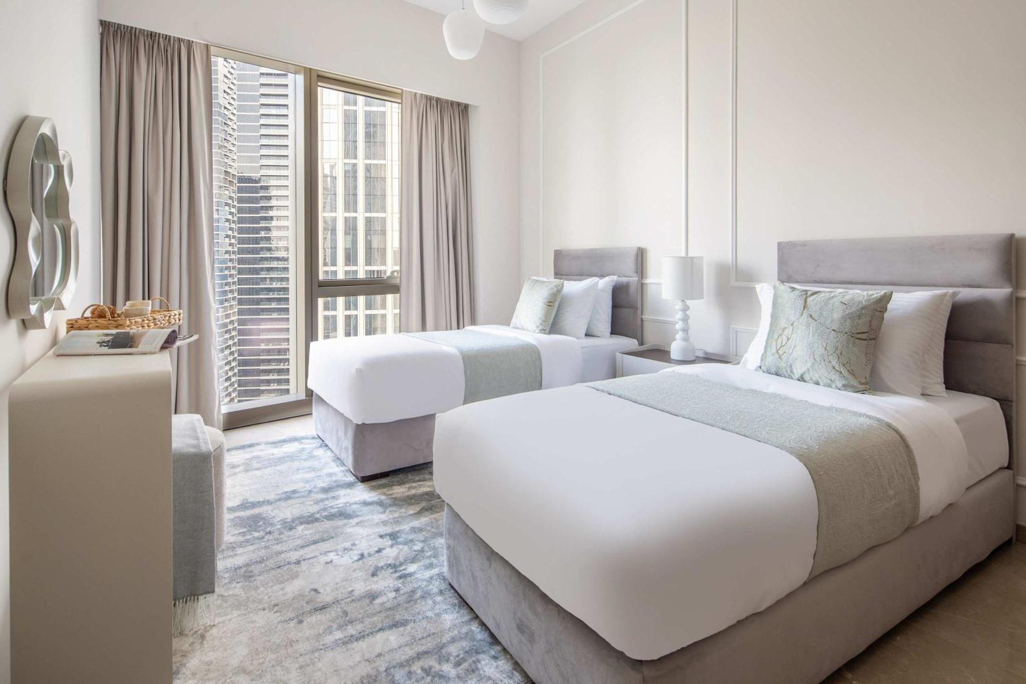Frank Porter - Grande Signature Residences Apartment