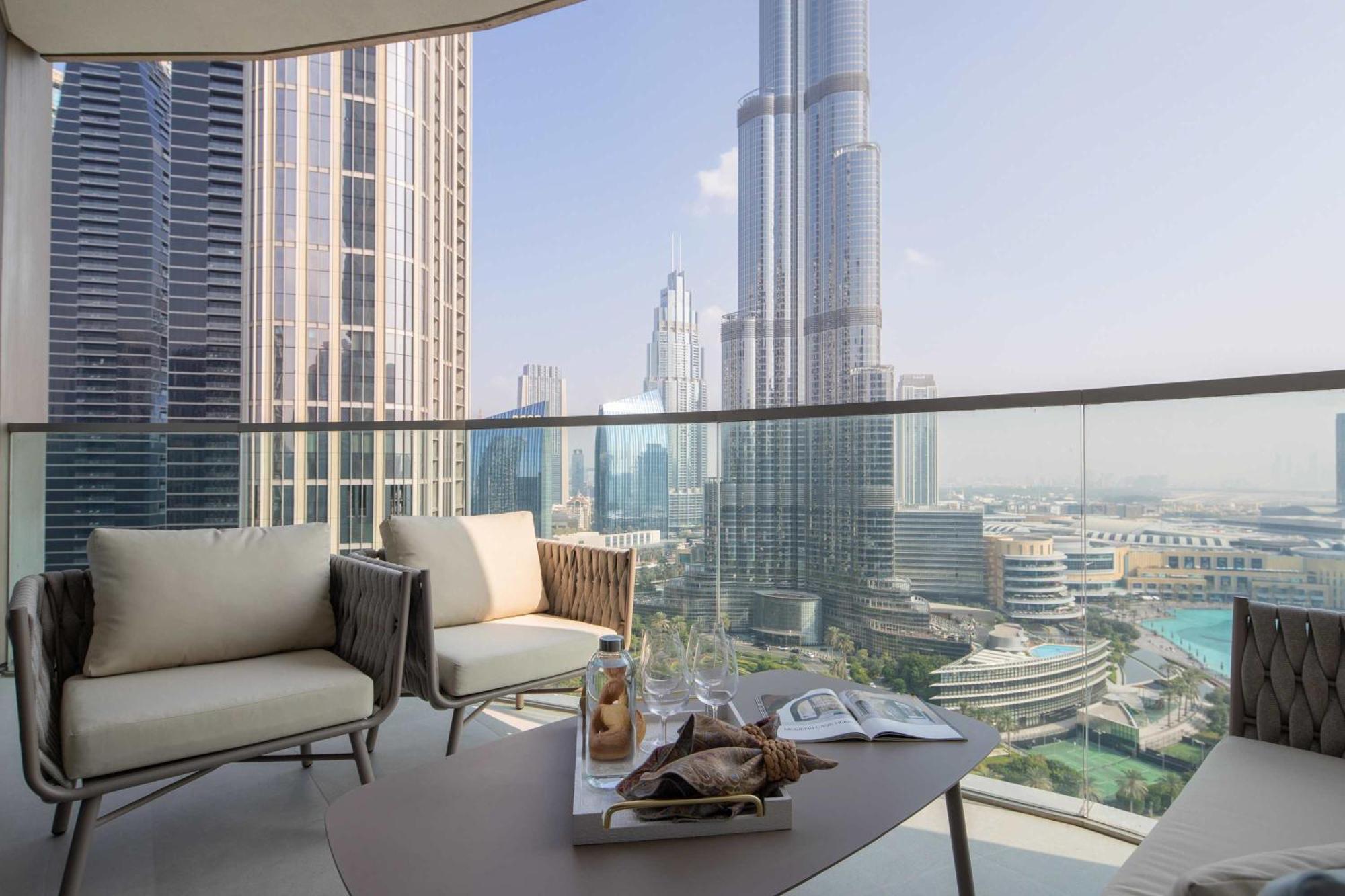 Frank Porter - Grande Signature Residences Apartment