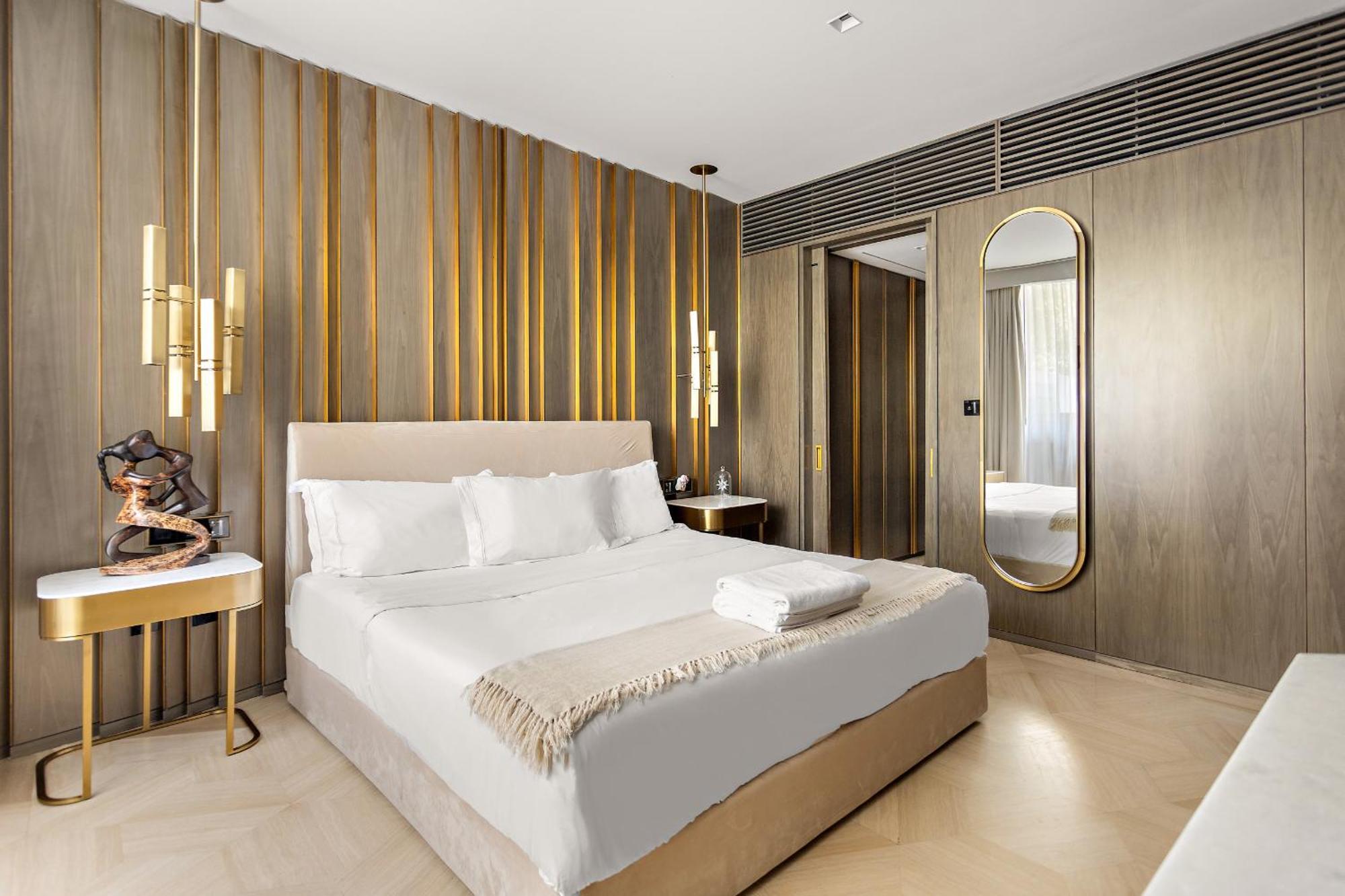 Five Palm Jumeirah With Private Pool Apartment