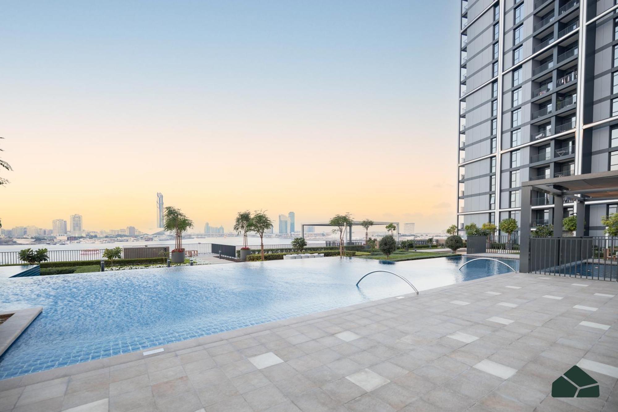 Serene 2br With Sea View - Bms