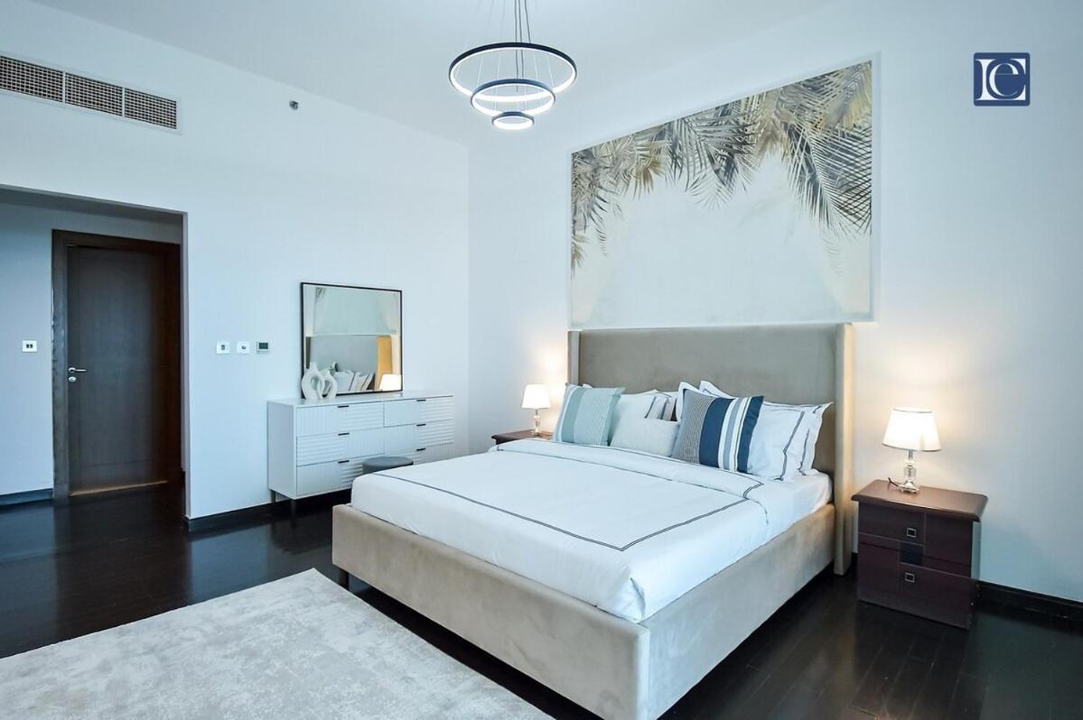 Exclusive 2br Marina 4, The Palm Apartment *