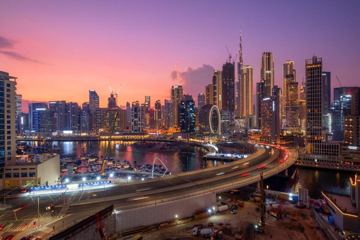 First Class 2br Burj Khalifa & Canal Views * Dubai