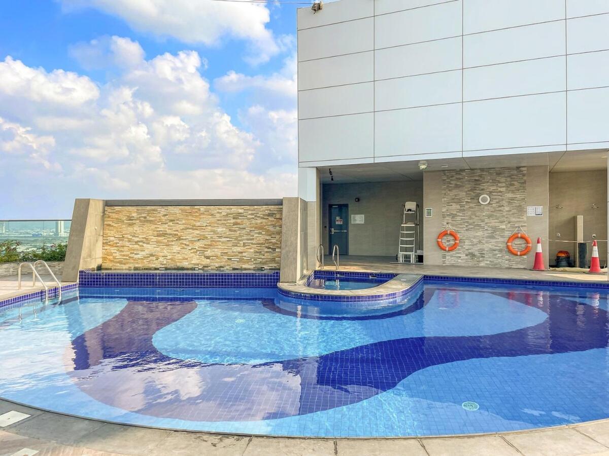 First Class 2br Burj Khalifa & Canal Views Dubai