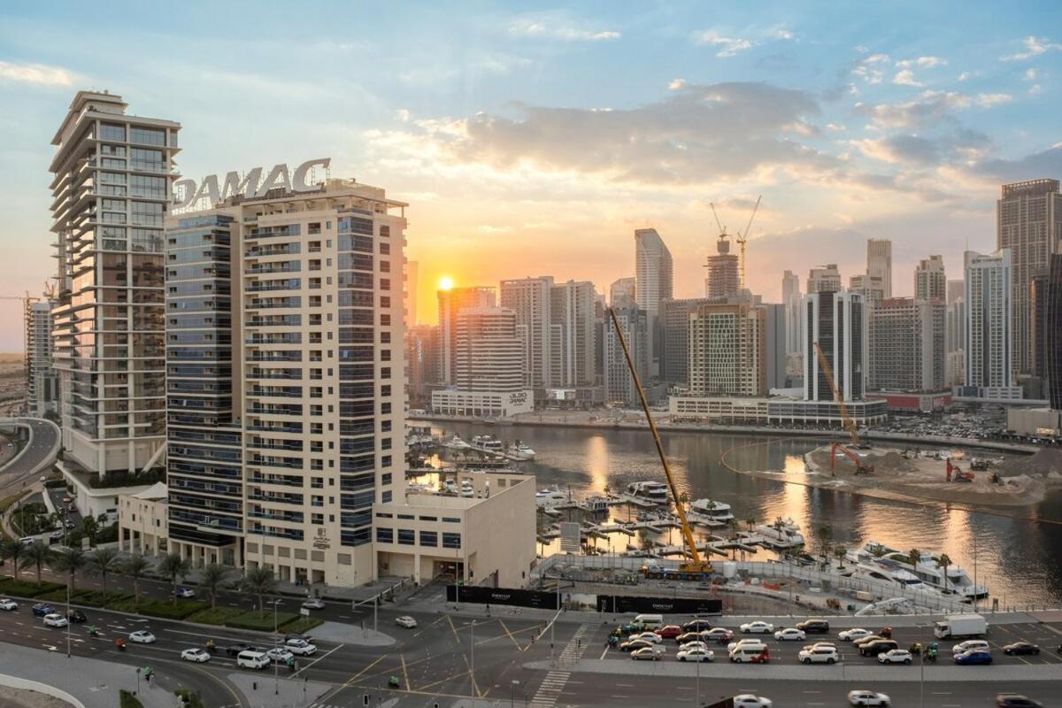 First Class 2br Burj Khalifa & Canal Views Apartment Dubai