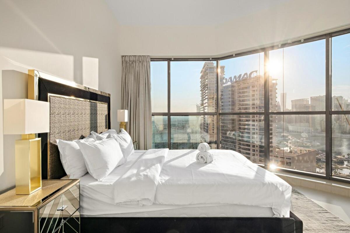 First Class 2br Burj Khalifa & Canal Views Dubai