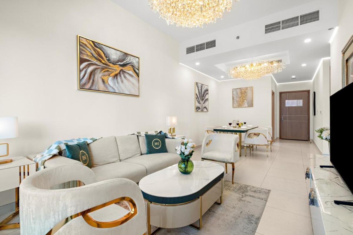 First Class 2br Burj Khalifa & Canal Views *