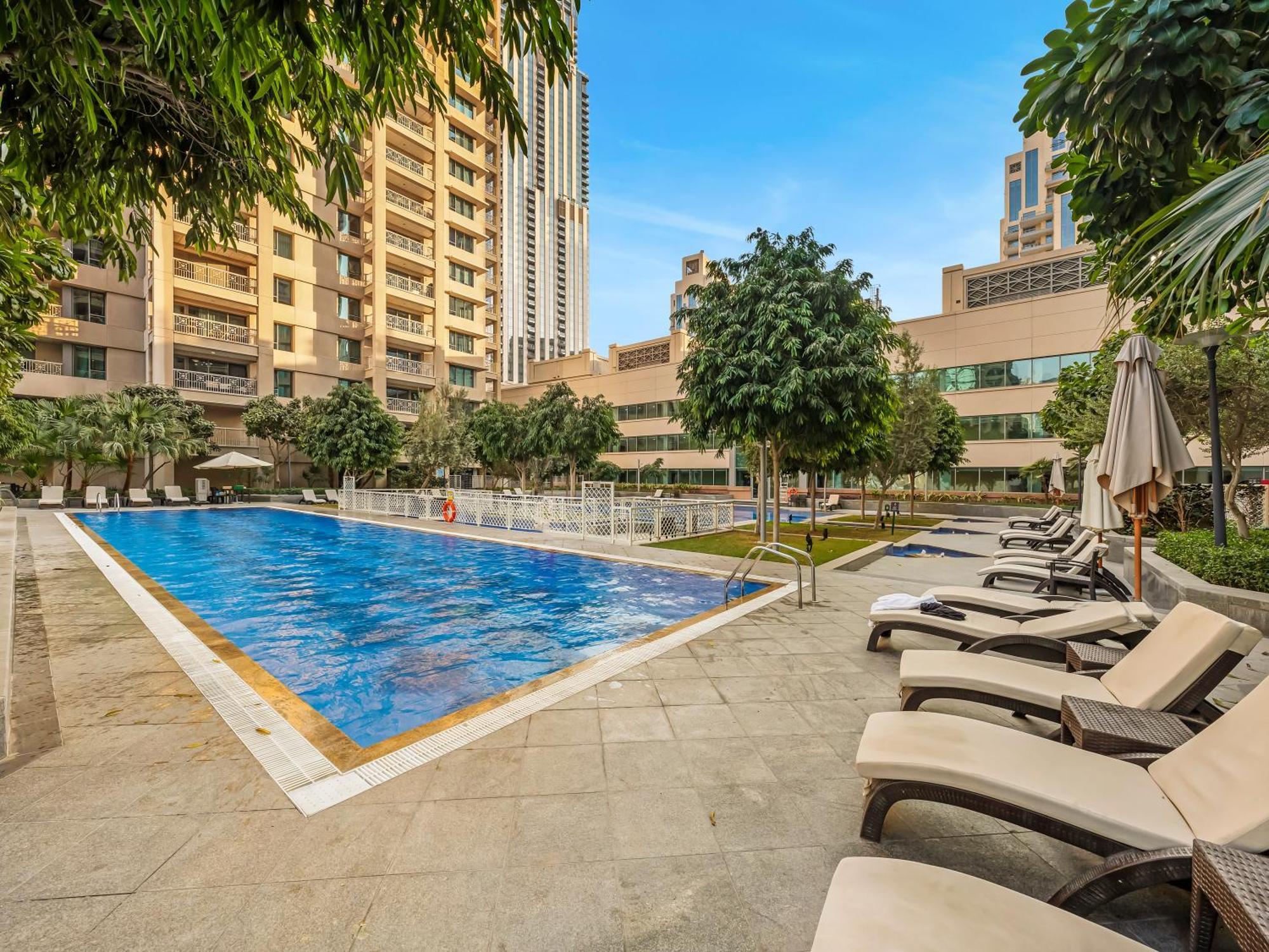 Royal Vista At 29 Boulevard - & Burj Khalifa Views - Brand New Luxury 2br Apartment *