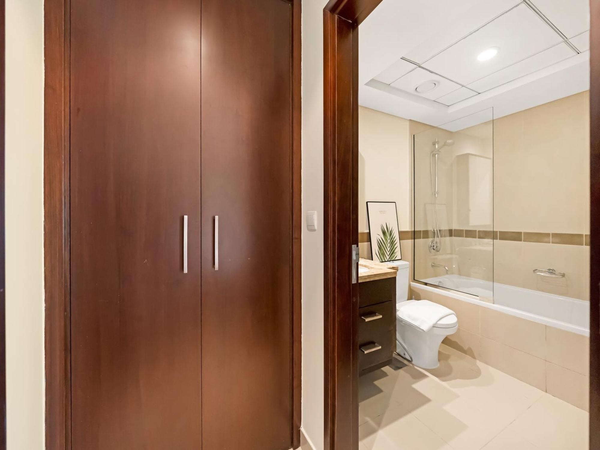 Royal Vista At 29 Boulevard - & Burj Khalifa Views - Brand New Luxury 2br Apartment