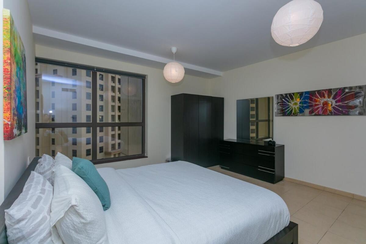Apartment Stylish Jbr Apartment, Steps From The