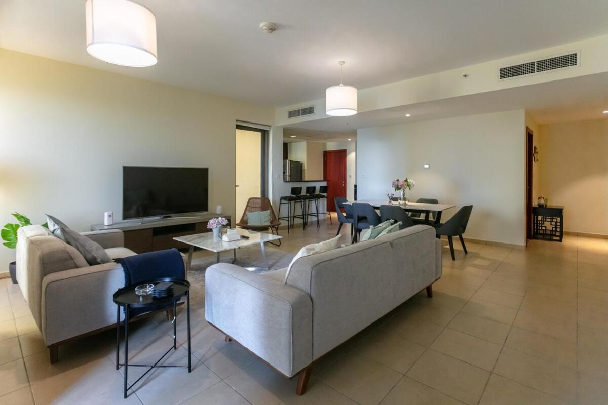 Stylish Jbr Apartment, Steps From The Apartment