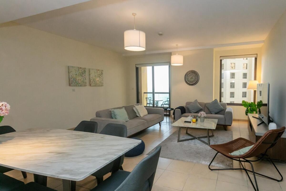Apartment Stylish Jbr Apartment, Steps From The