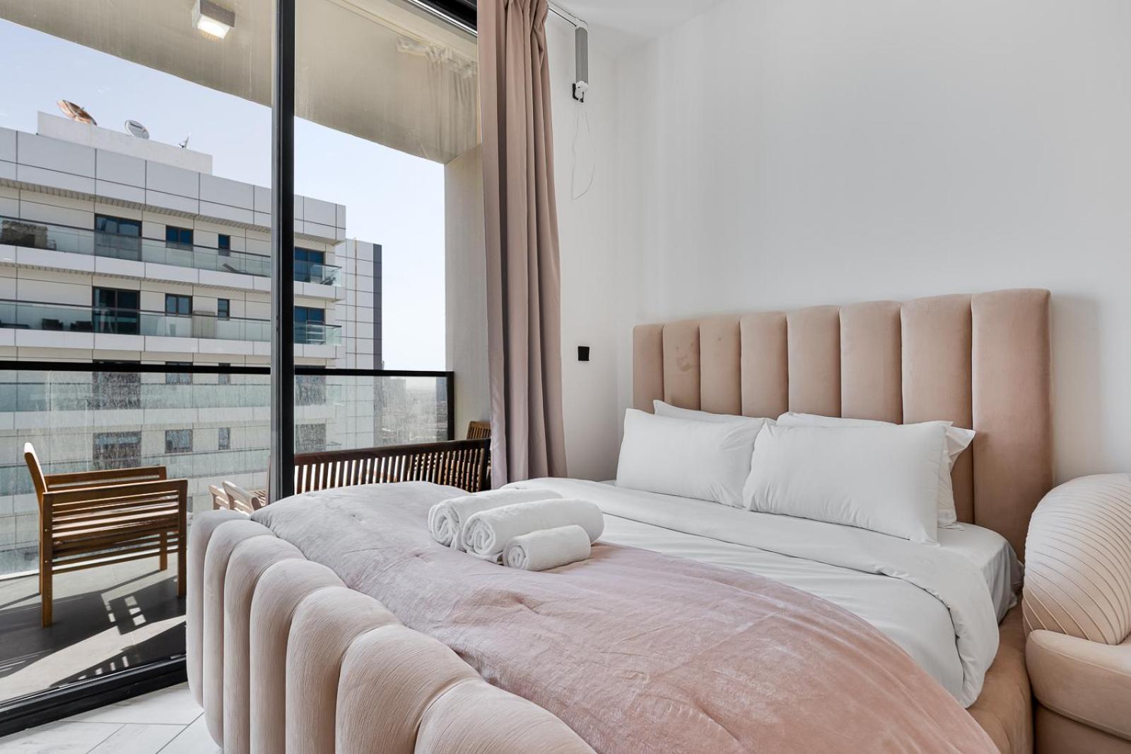Stylish With Pool, Bbq Area & Playground Dubai