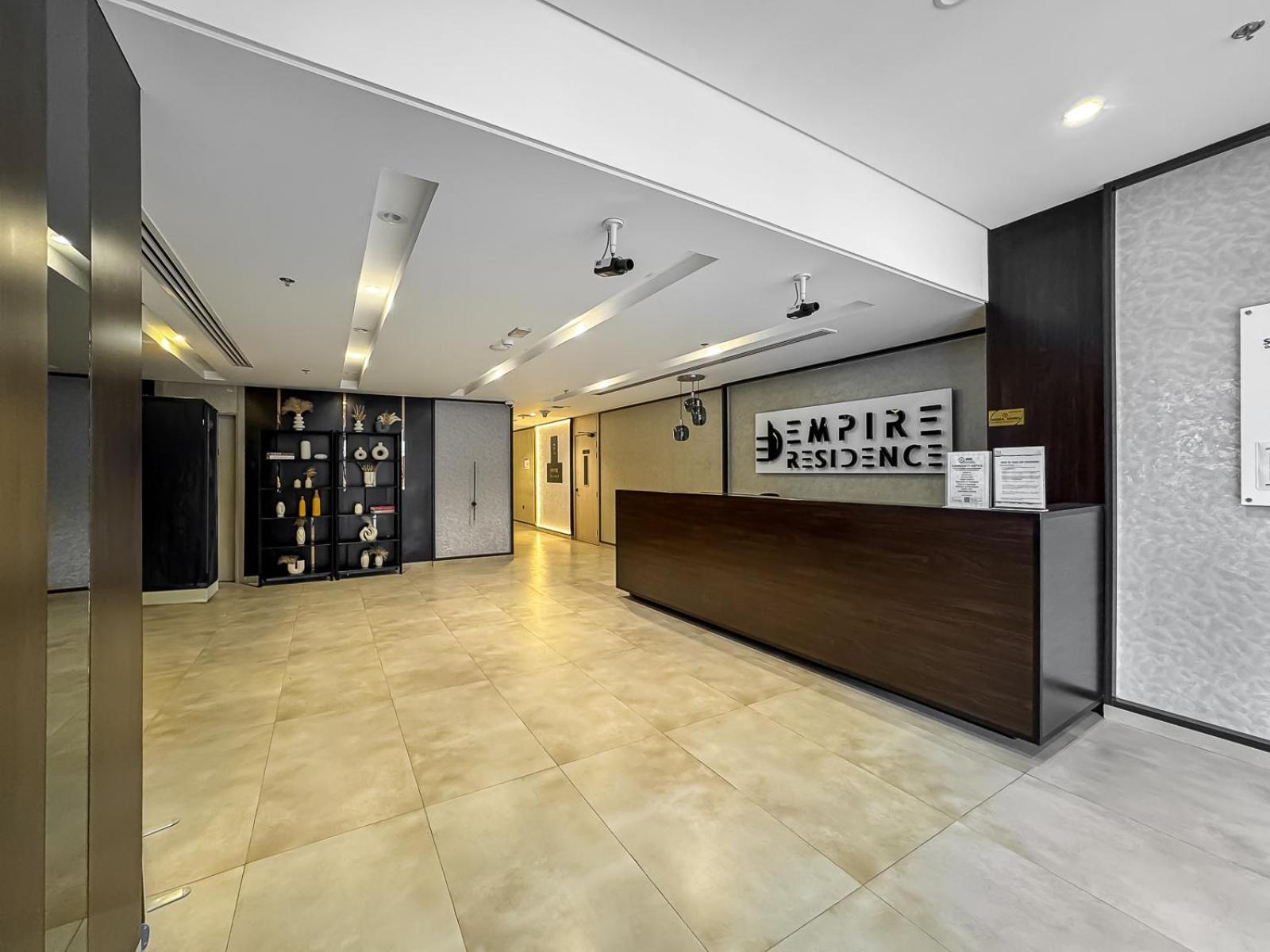 Stylish With Pool, Bbq Area & Playground
