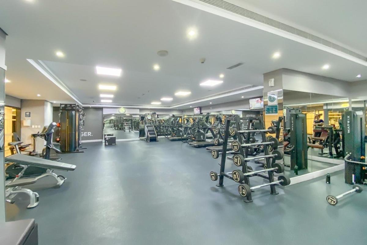 Havn - In Goldcrest Views, Jlt Apartment