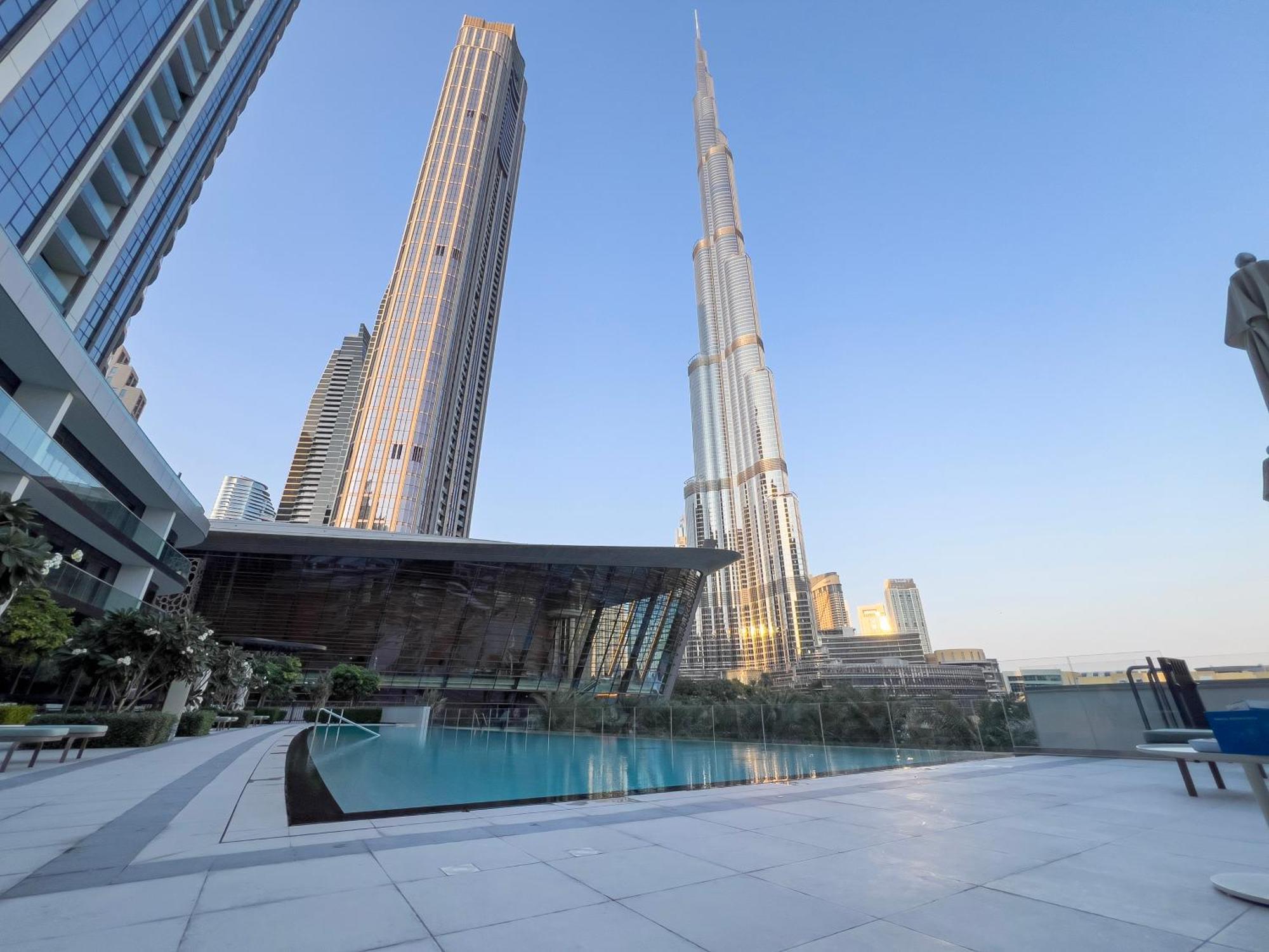 Apartment Downtown Luxury - Stunning Burj Khalifa & Fountain Views - 5 Minutes Walk To Mall