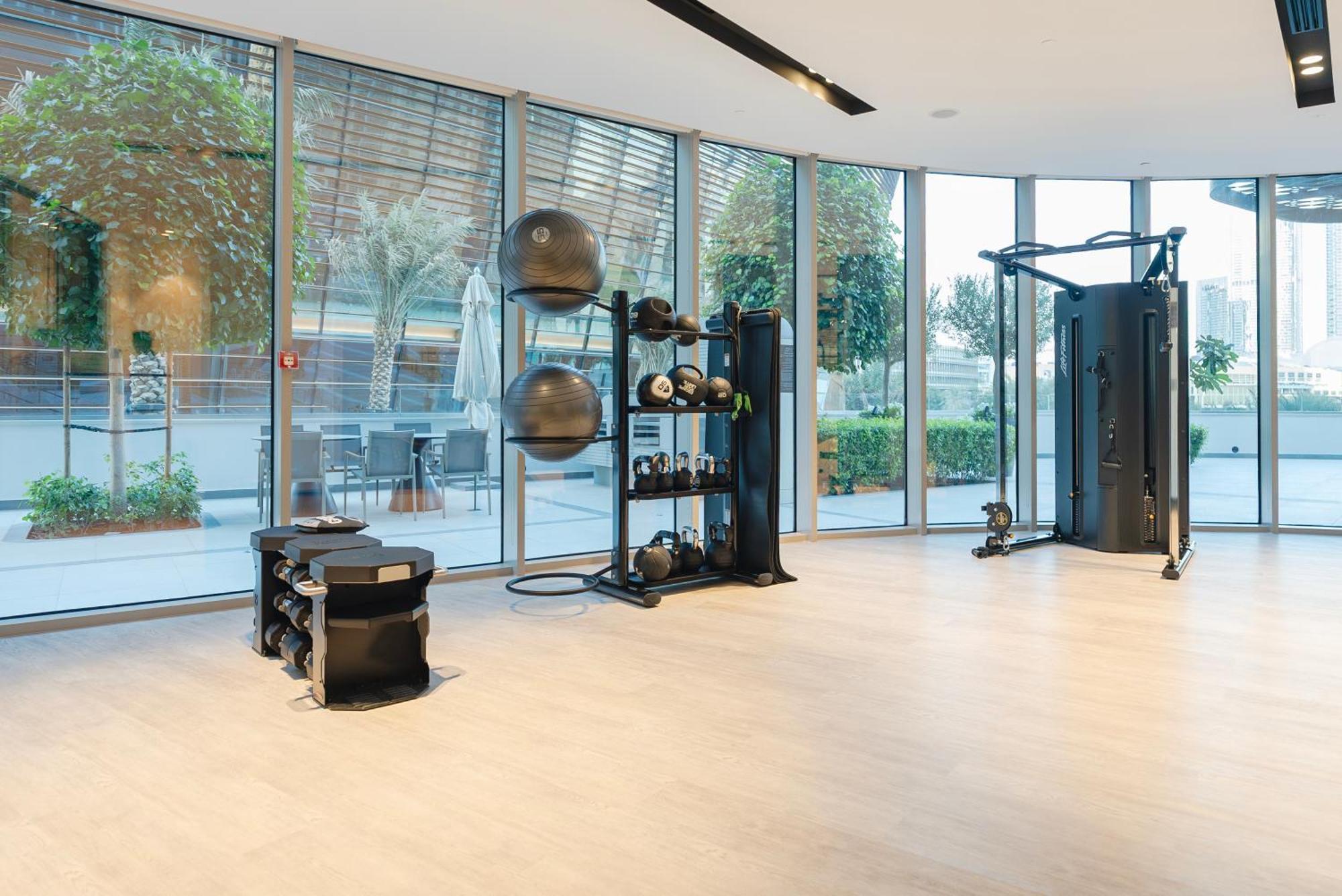 Apartment Downtown Luxury - Stunning Burj Khalifa & Fountain Views - 5 Minutes Walk To Mall Dubai