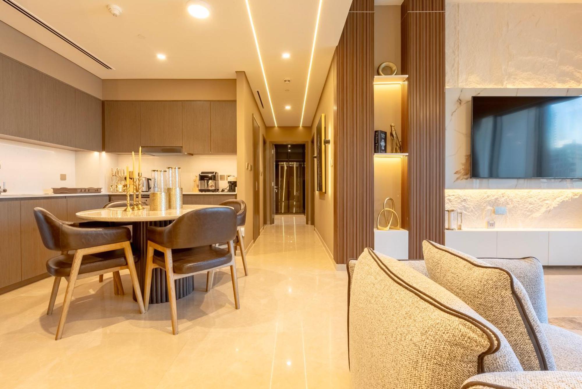Downtown Luxury - Stunning Burj Khalifa & Fountain Views - 5 Minutes Walk To Mall Apartment *