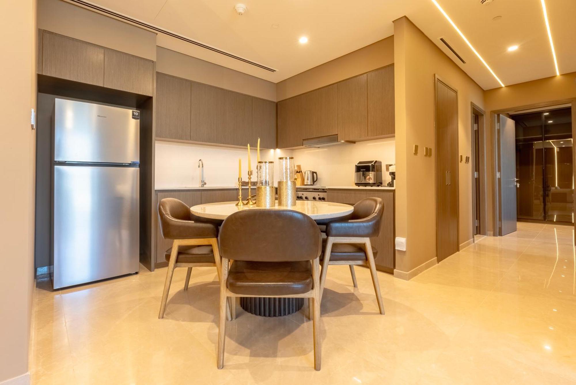 Apartment Downtown Luxury - Stunning Burj Khalifa & Fountain Views - 5 Minutes Walk To Mall *