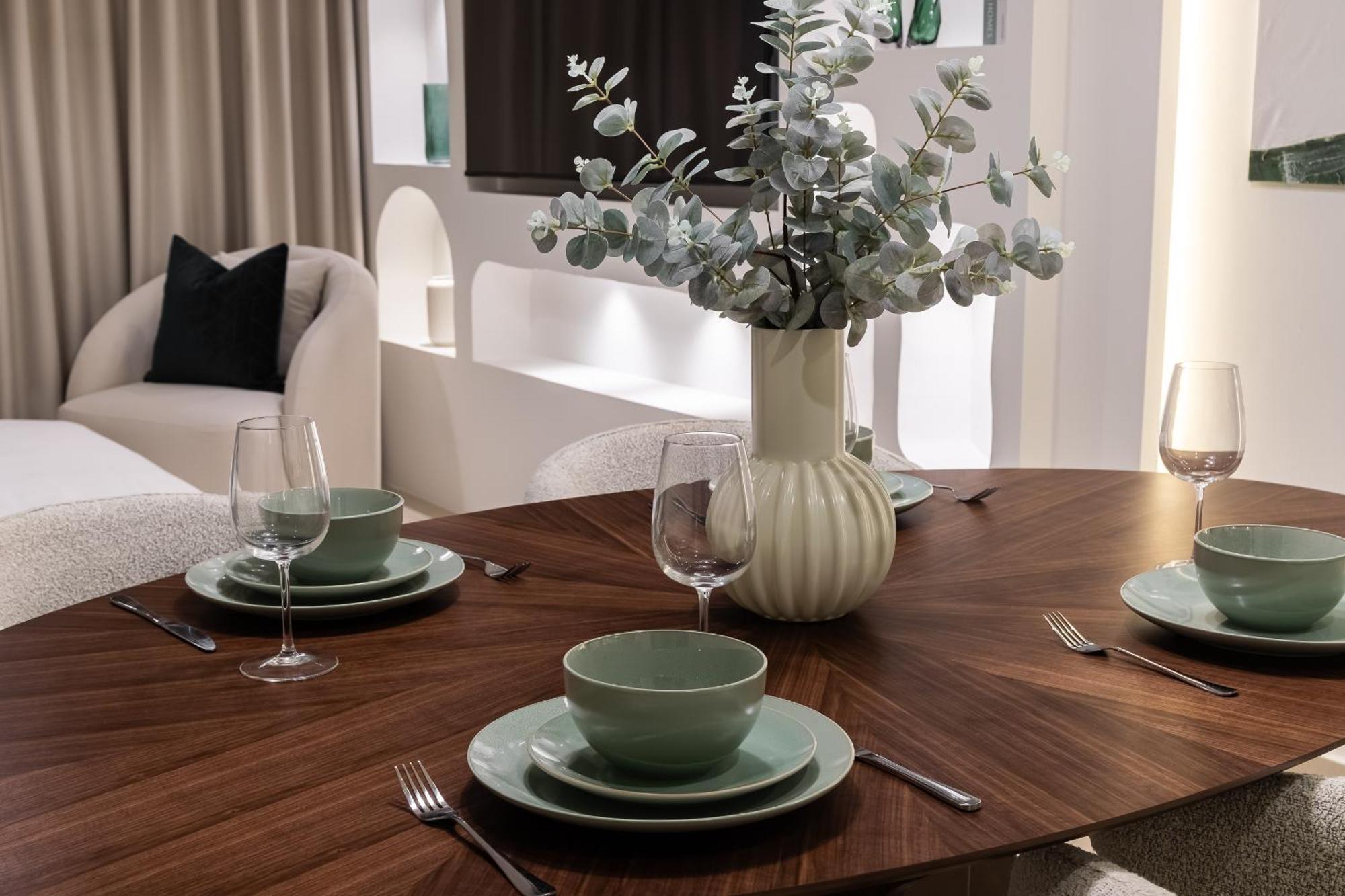 Kinfolk Homes - No 1 Family Stay, Partial Burj Khalifa Fountain View Apartment