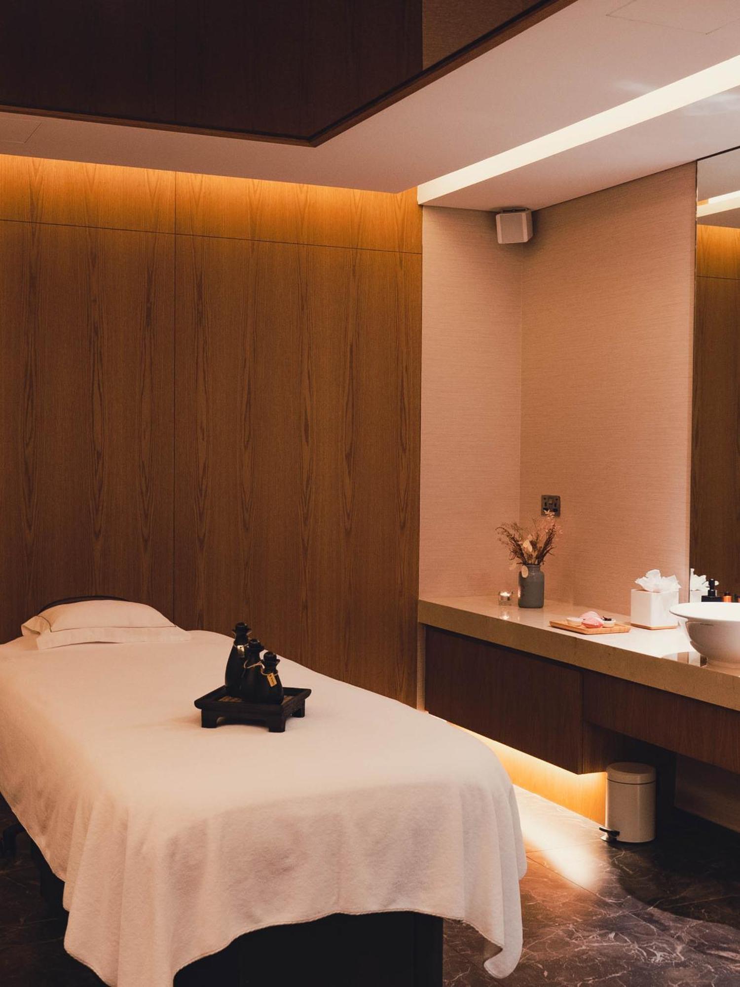 Five Jumeirah Village Hotel Dubai