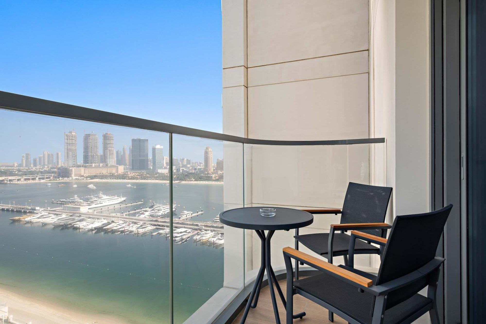 Silkhaus Waterfront 1br In Marina Vista Tower Dubai