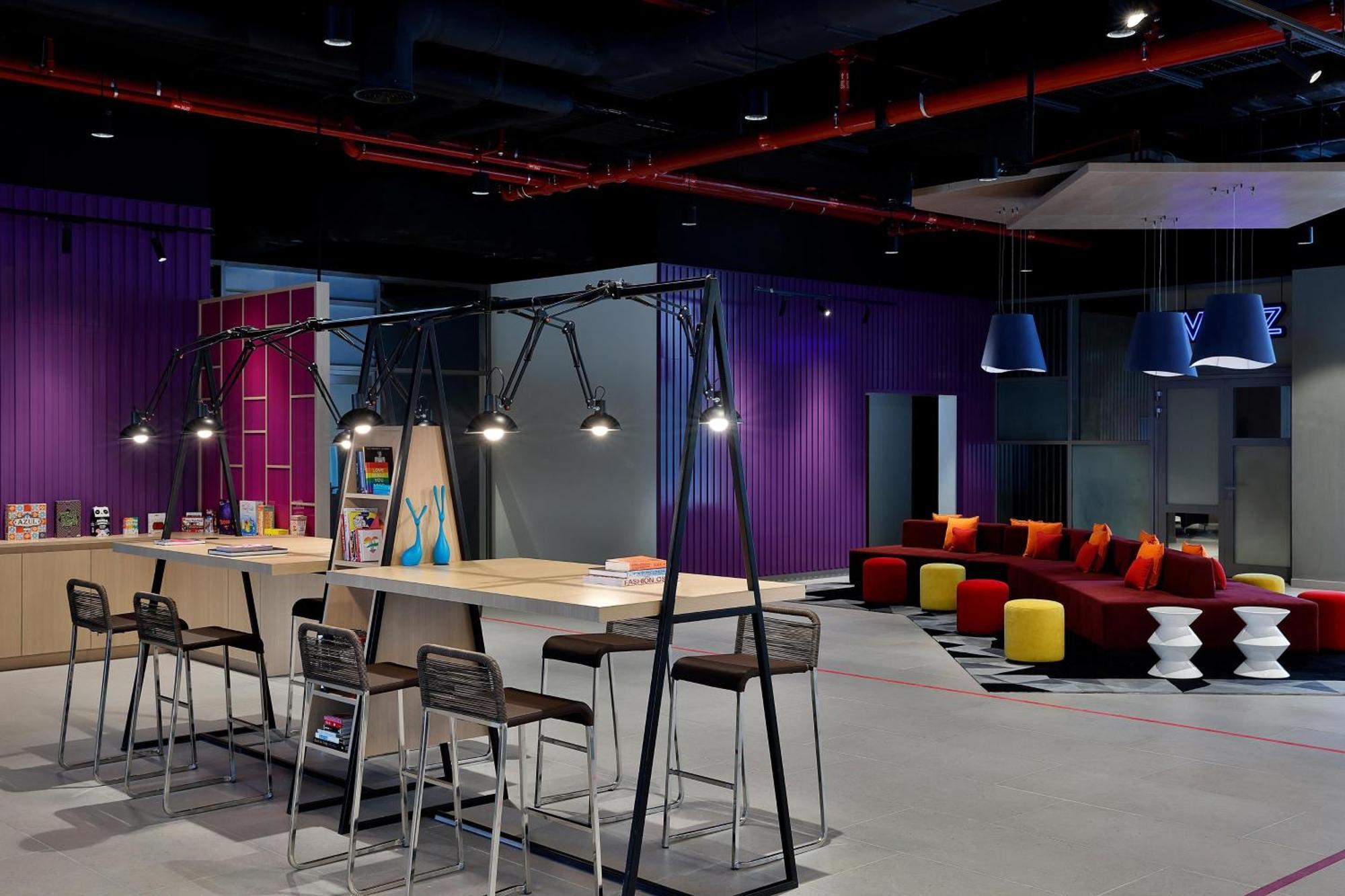 Aloft Airport