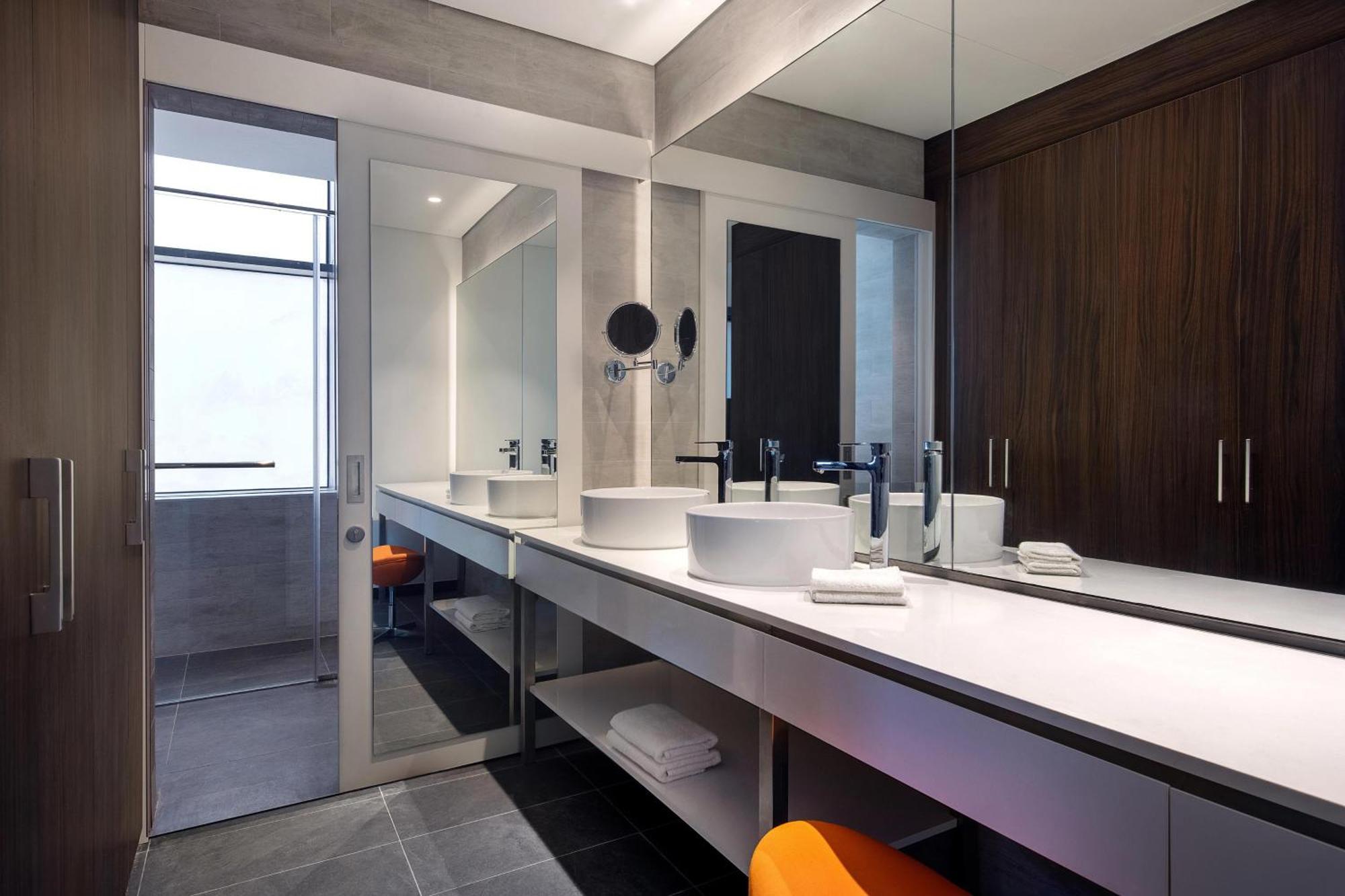 Aloft Airport Hotel Dubai