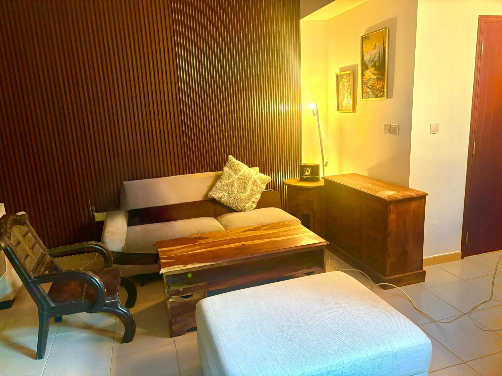 Cozy Capsule Homestay Dubai