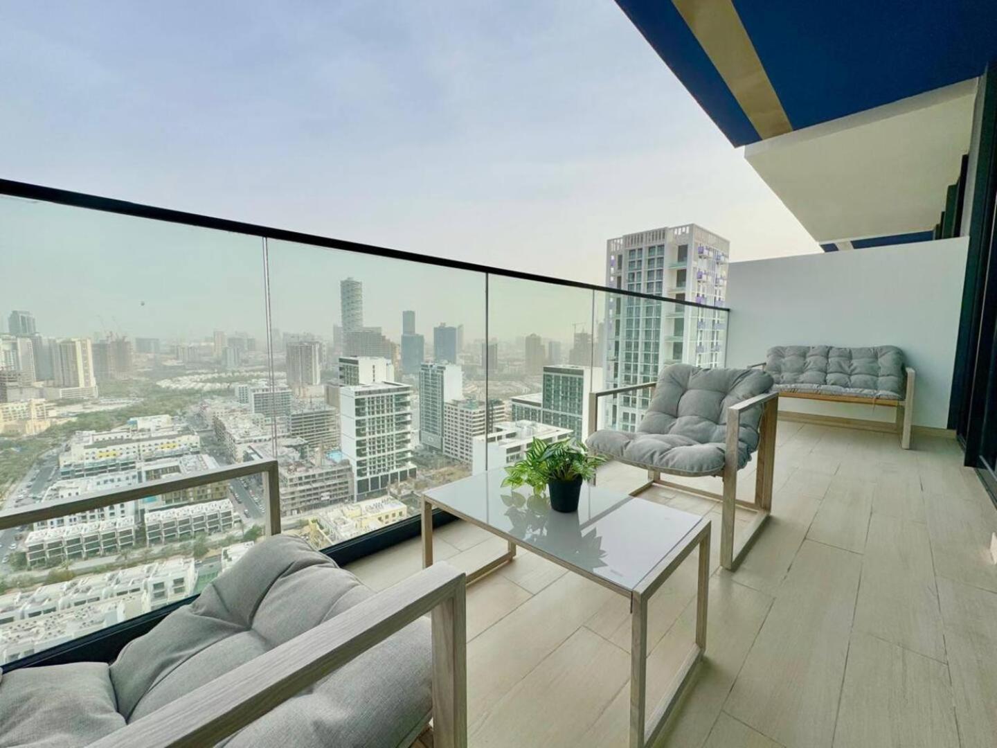 Exquisite Brand-new 1br With Spacious Balcony Apartment