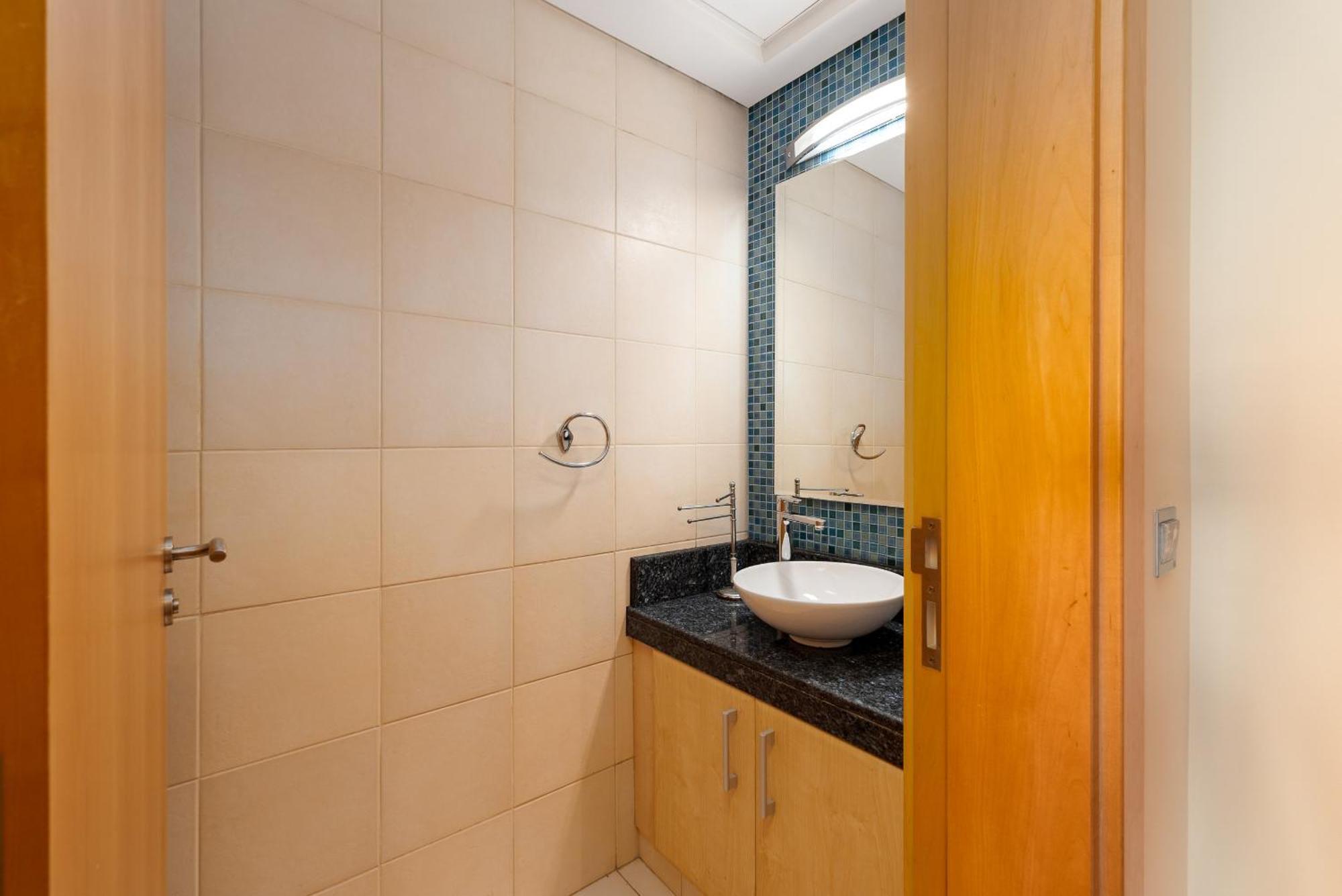 Apartment Shoreline 7, Palm Jumeirah - Mint