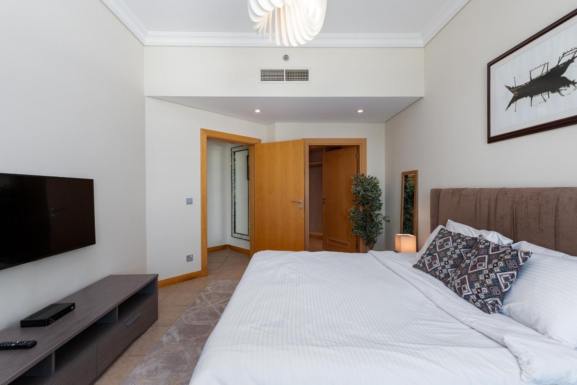 Apartment Shoreline 7, Palm Jumeirah - Mint *