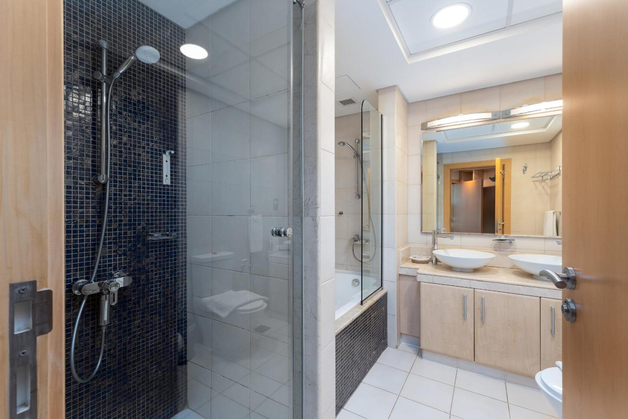 Apartment Shoreline 7, Palm Jumeirah - Mint