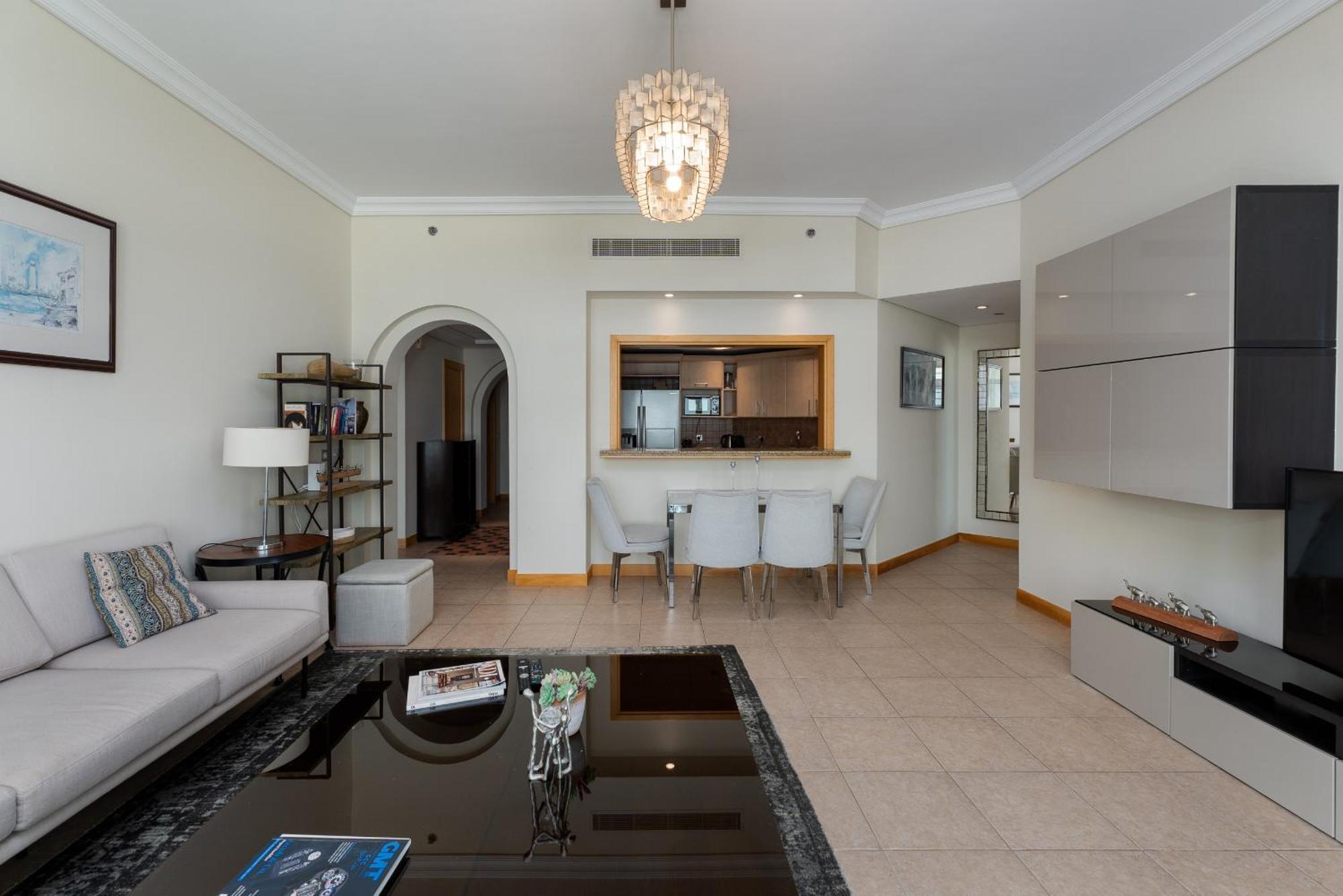 Shoreline 7, Palm Jumeirah - Mint Apartment Dubai