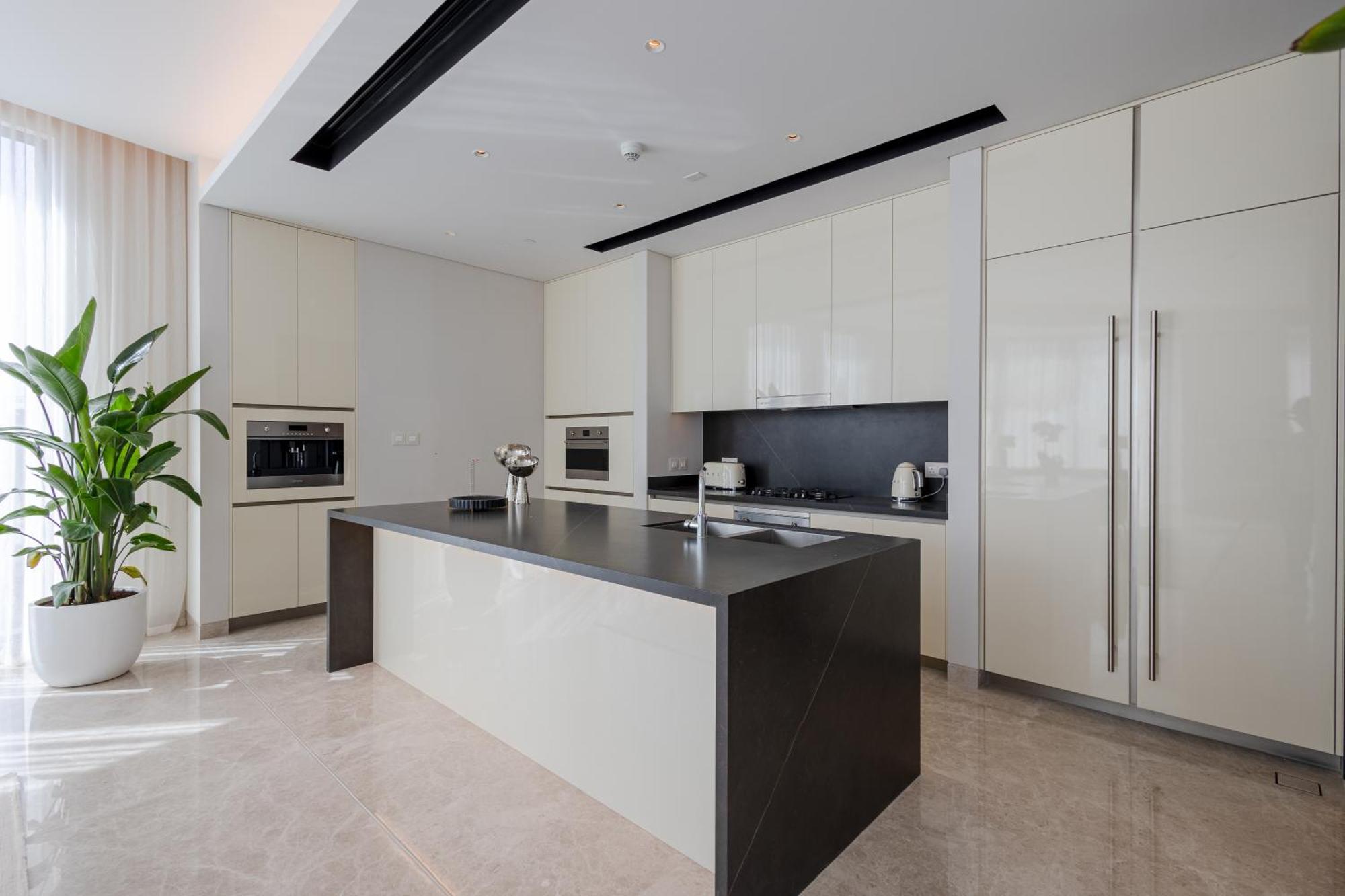 Ultra Luxury Penthouse At Il Primo * Dubai
