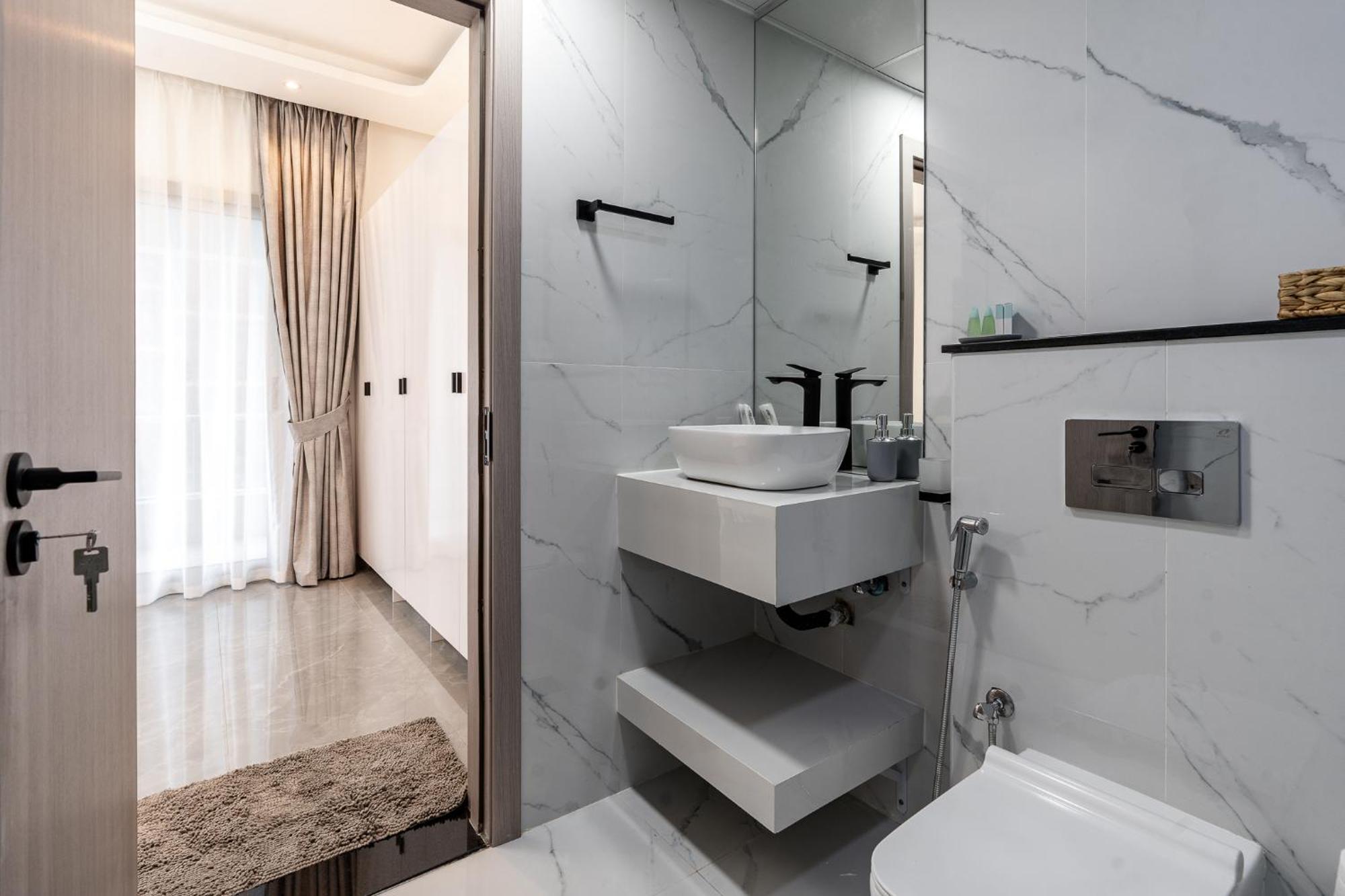 Marina - 1 Bhk Stunning Daire