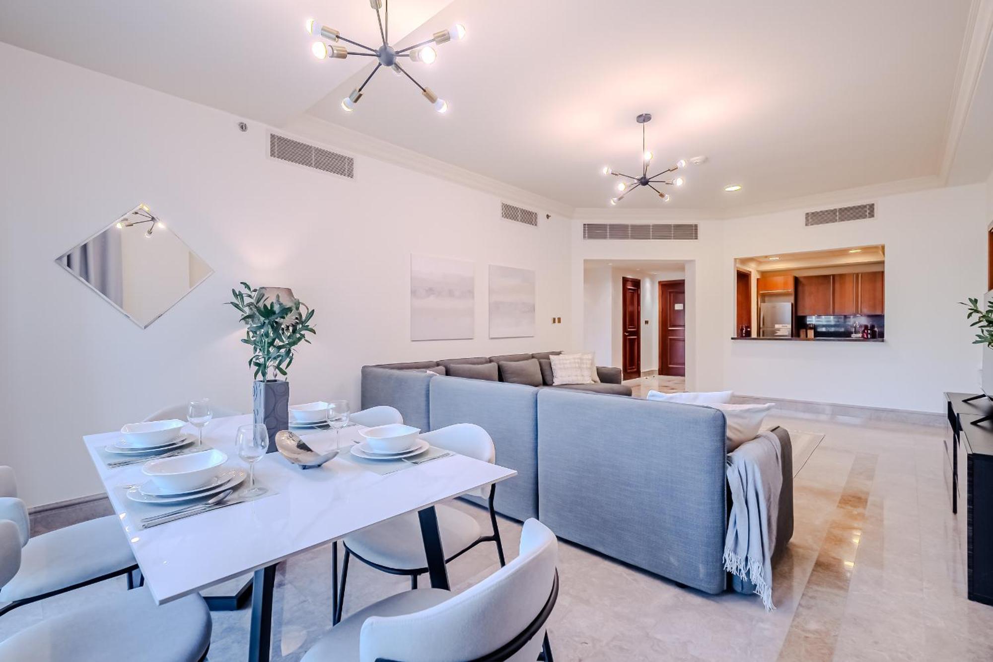Stylish 2 Bedroom With Maid I Fairmont South I Palm Jumeirah Apartment Dubai