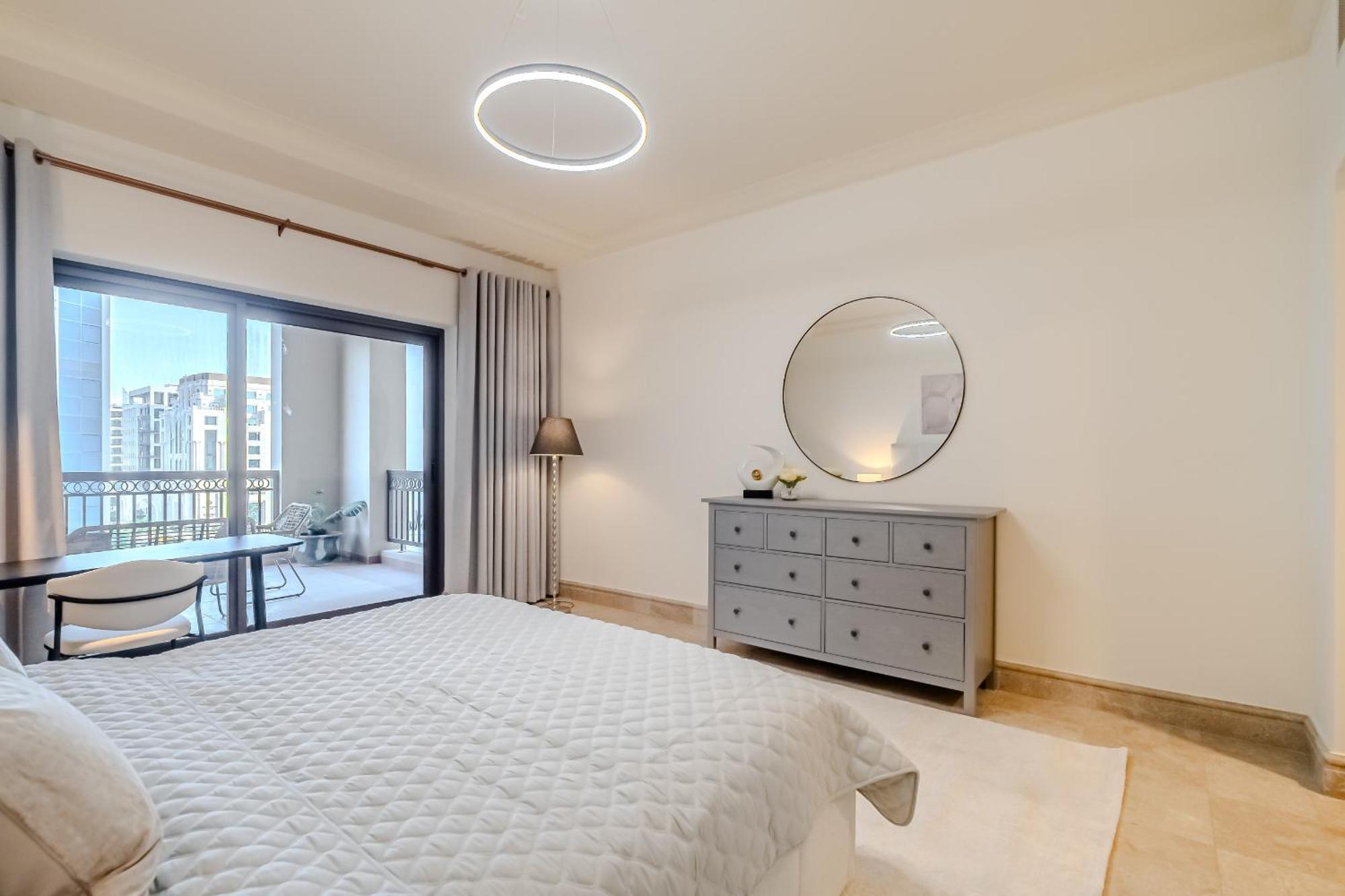 Stylish 2 Bedroom With Maid I Fairmont South I Palm Jumeirah Dubai