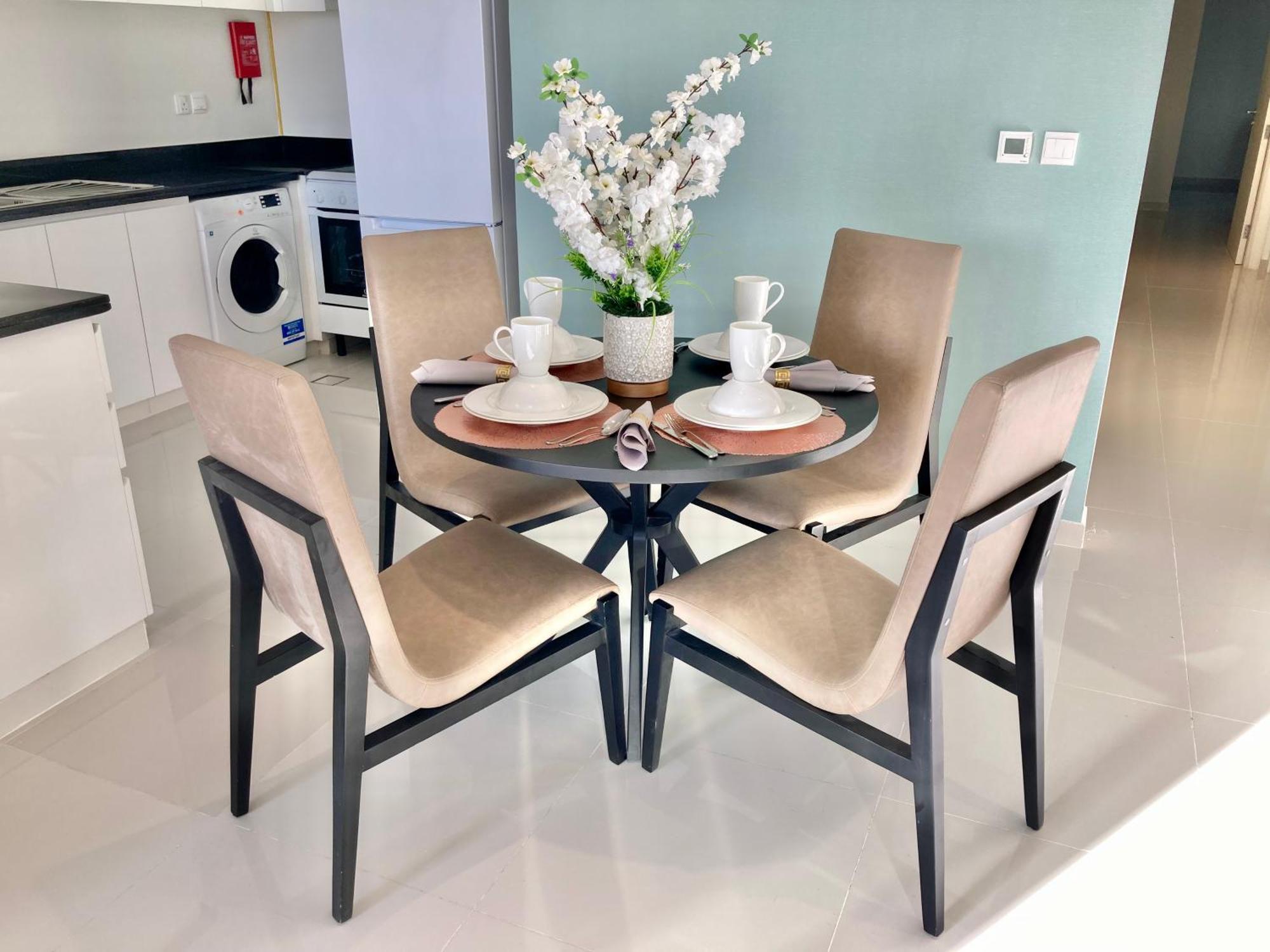 Apartment Dvr 2br In Jvc Damac Tower 108 *