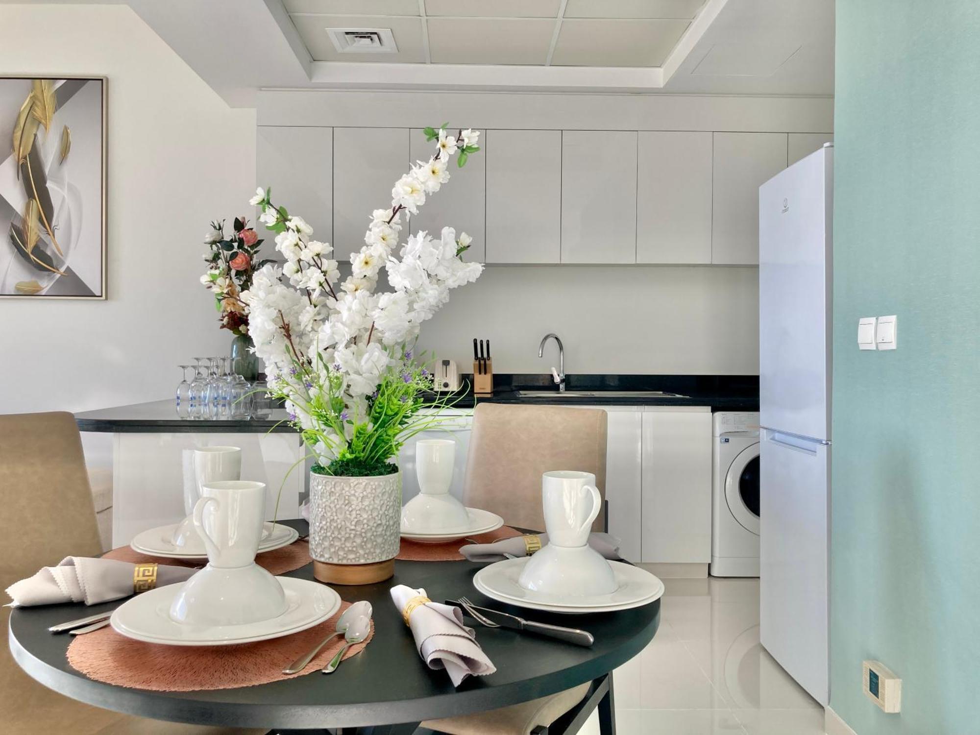 Apartment Dvr 2br In Jvc Damac Tower 108 *