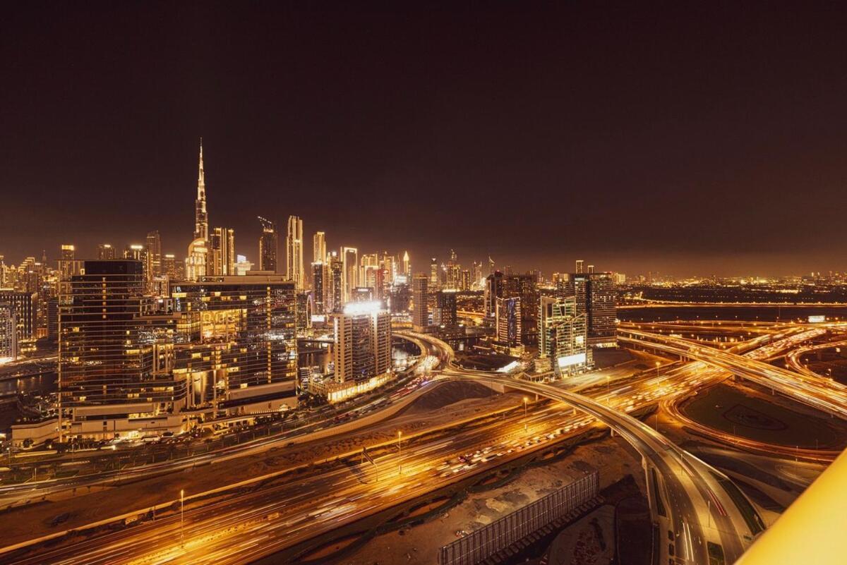 Burj Khalifa View - Amazing Oasis Pool - 1400 Sqft * Dubai